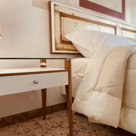 Il Giardino Di Iole Via Giovanni Amendola N36 Bed & Breakfast Сасари Екстериор снимка